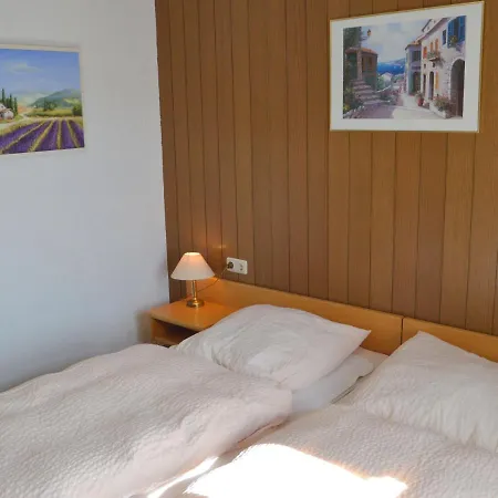 Classy In Near Forest Holiday home *