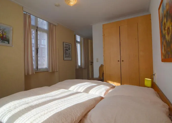 בית נופש Heritage Riverside *